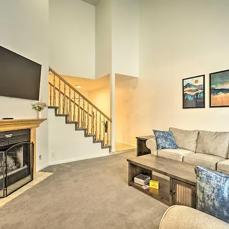 Spacious Cottonwood Heights Home Ski Nearby!